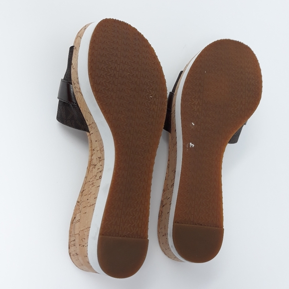 Michael Kors Warren Platform Wedge Sandal Size 8  Brown Gold Logo - Picture 3 of 4